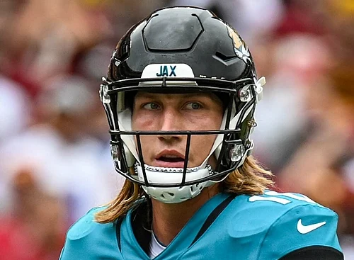 Out with the Old, In with the New? What Week 1 Metrics Say About a Potential NFL QB Shift
